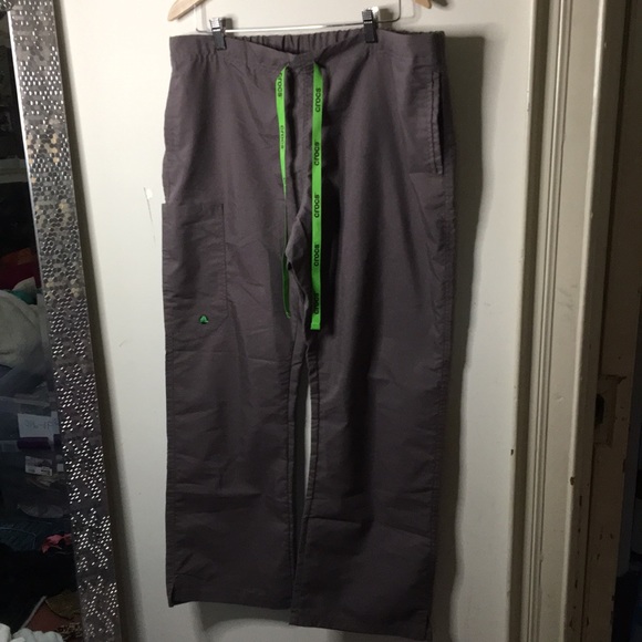 CROCS Other - Crocs Medical Karla Solid Cargo Scrub Pants